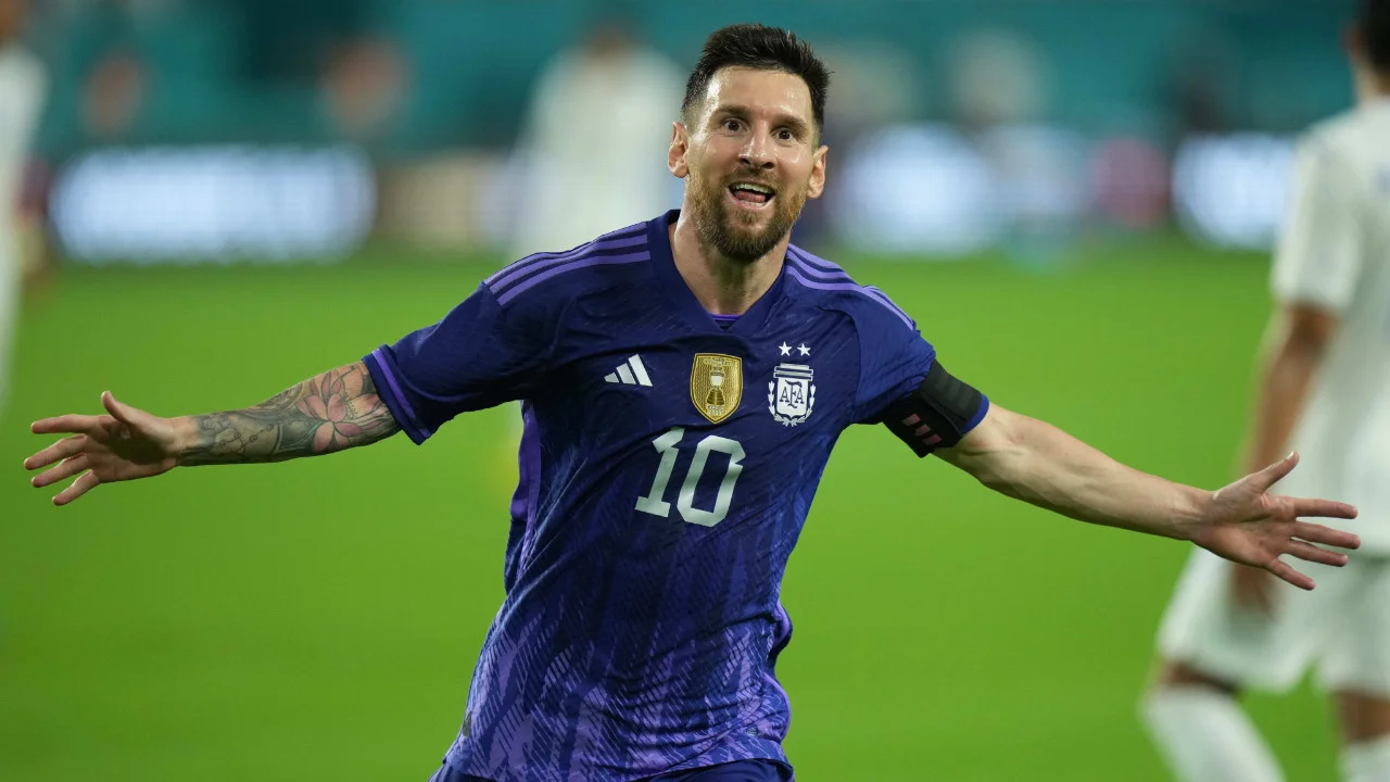 Dev Kripto Para Borsası, Dünya Kupası Öncesinde Arjantinli Yıldız Lionel Messi Ile Anlaşma Sağladı! 1 Coin News Tr Bitcoin Ve Altcoinler Ile İlgili Güncel Haberler Ve Uzman Analizleri Lionel Messi